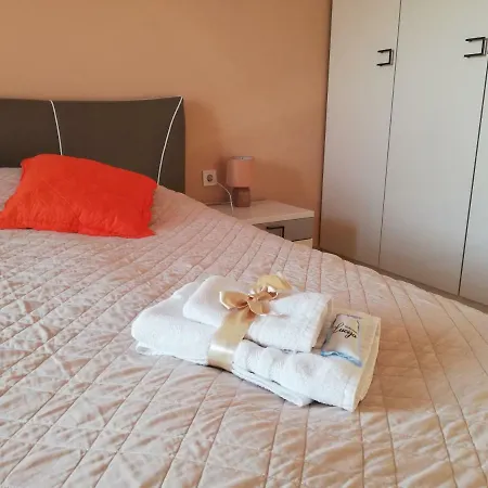 Lucija Appartement *