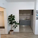 Apartman Lucija *
